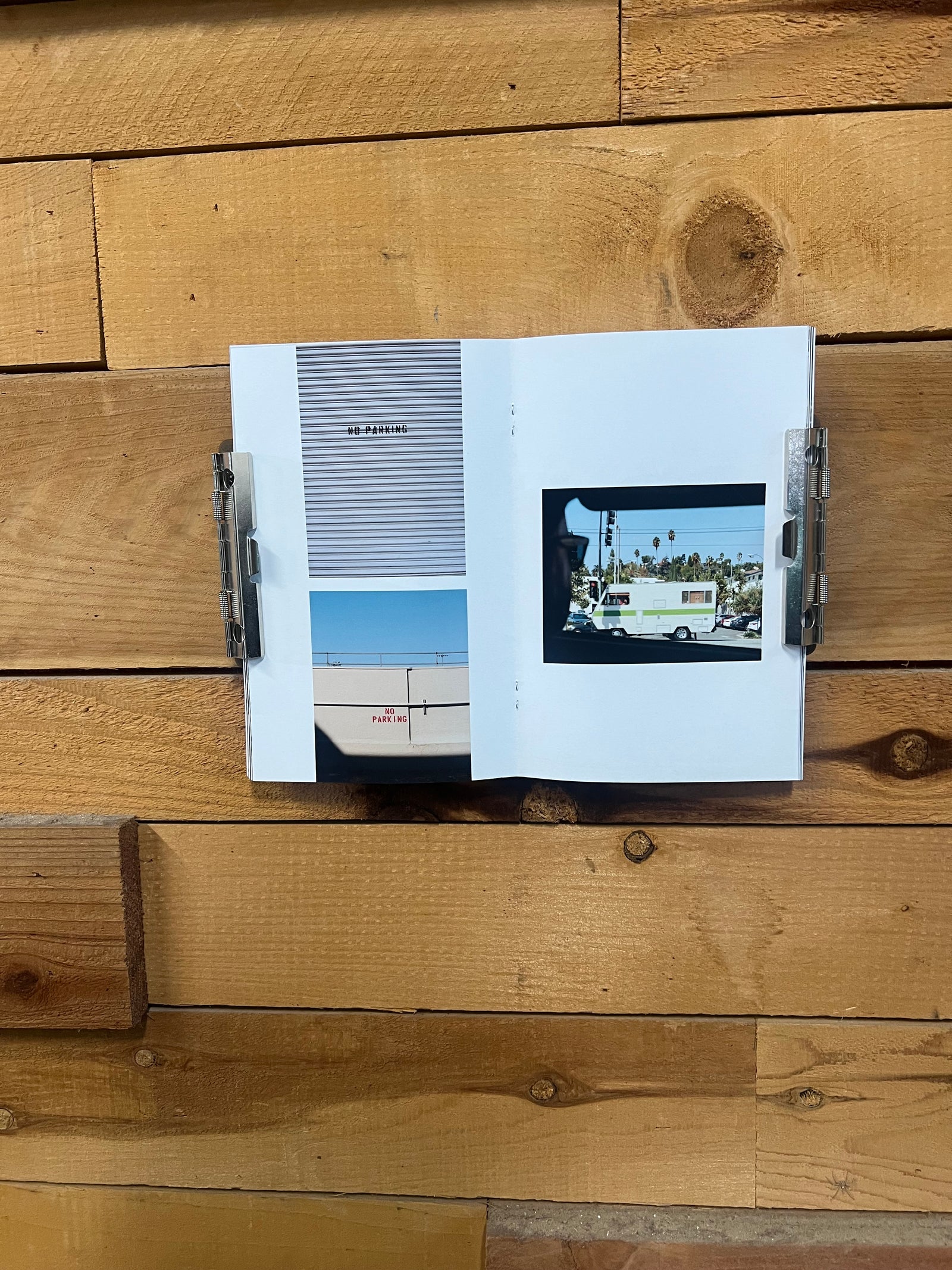 FORMA Vol. 1 – The Modern Magazine Display